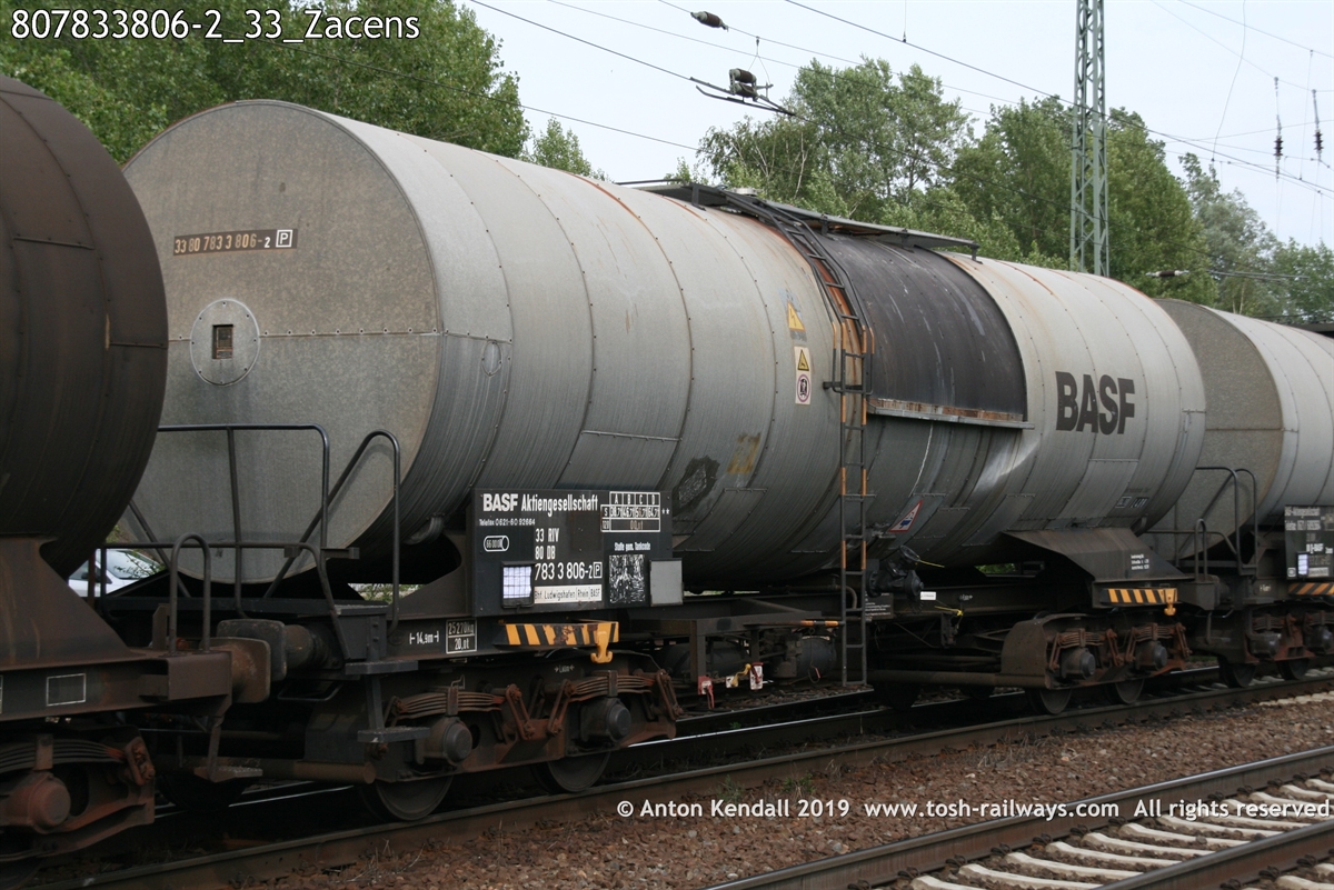 807833806-2_33_Zacens.jpg